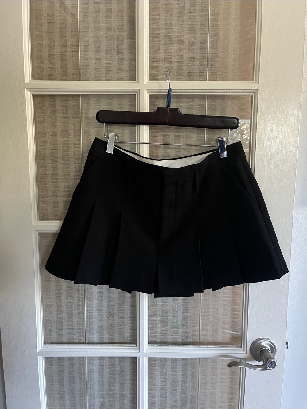 Zara Black pleated mini skirt with pockets
